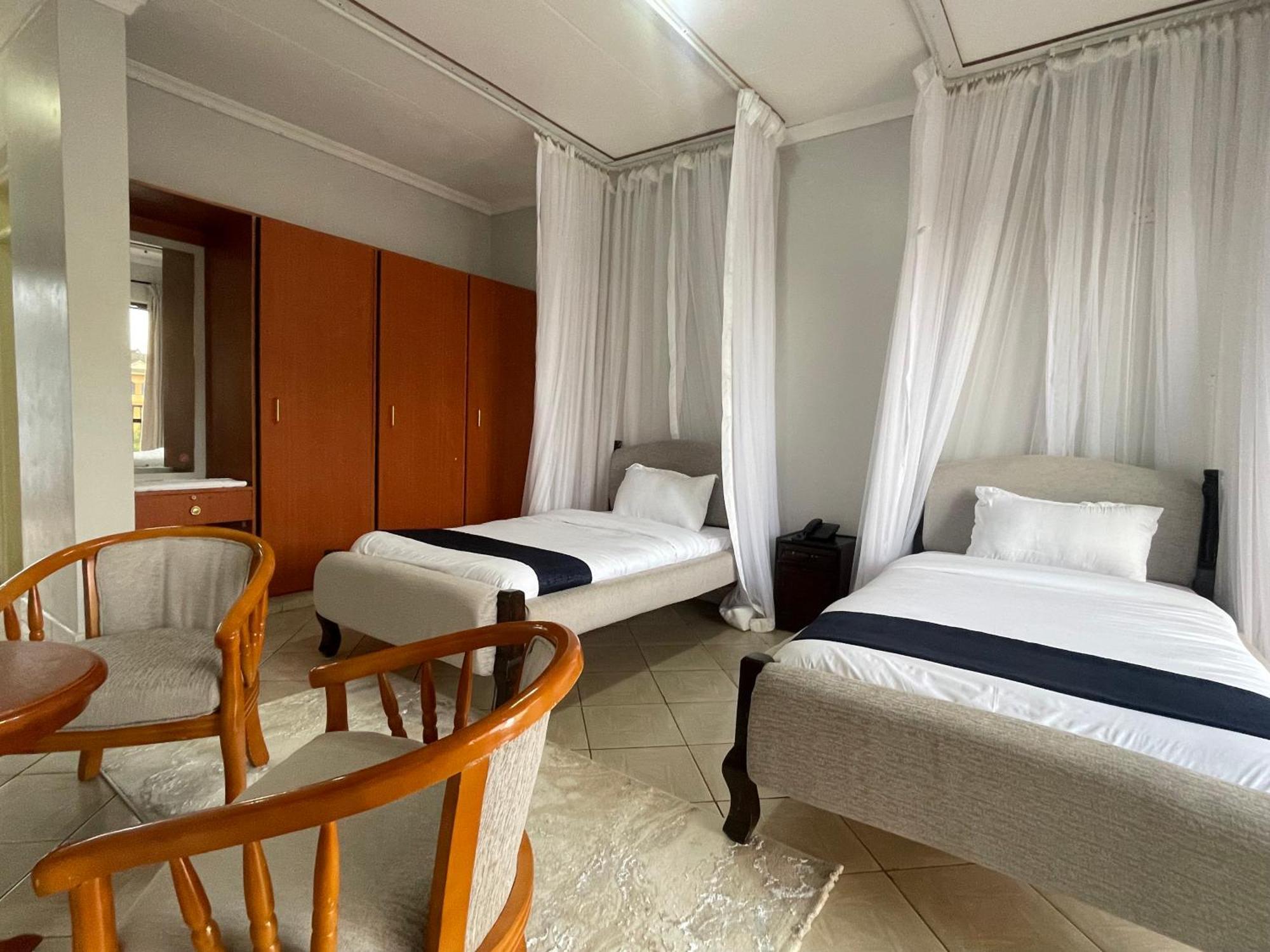 Iman Hotel Isiolo المظهر الخارجي الصورة