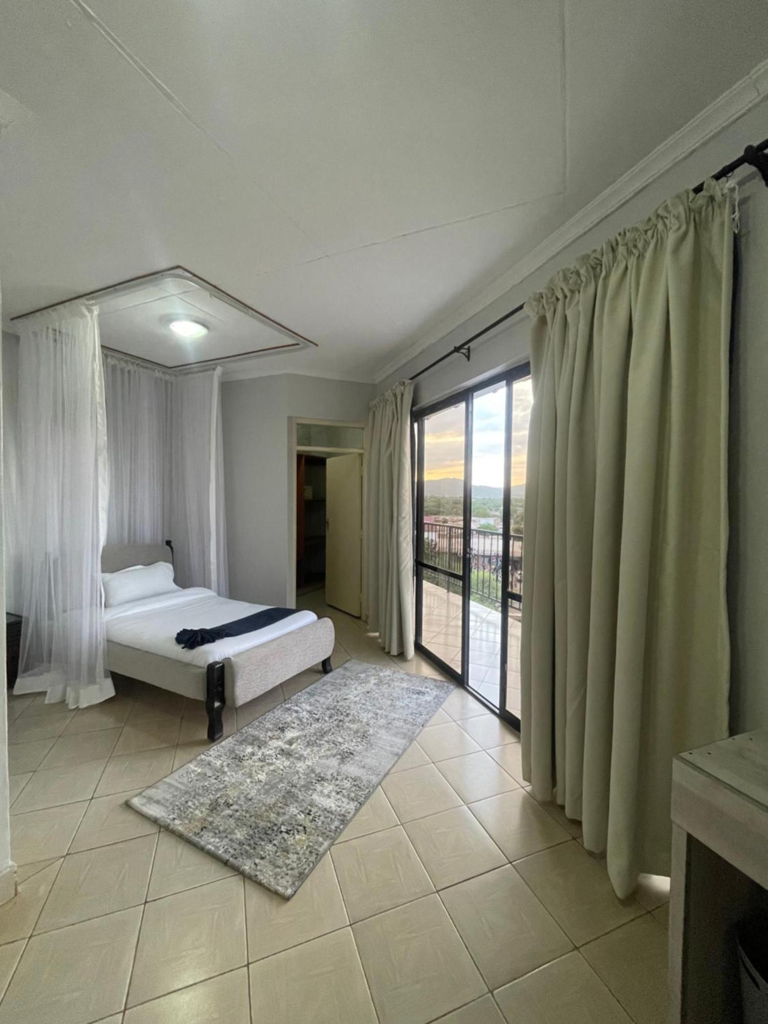 Iman Hotel Isiolo المظهر الخارجي الصورة